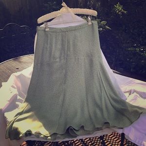 Ladies lined mid calf skirt.